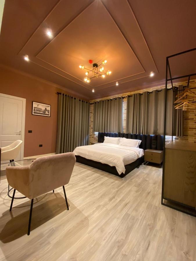 Ardenica Boutique Hotel Lushnjë Extérieur photo