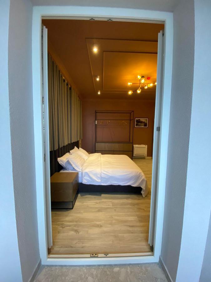 Ardenica Boutique Hotel Lushnjë Extérieur photo