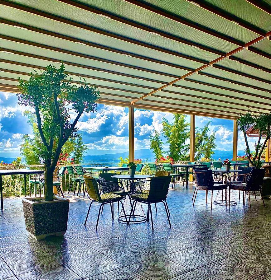Ardenica Boutique Hotel Lushnjë Extérieur photo