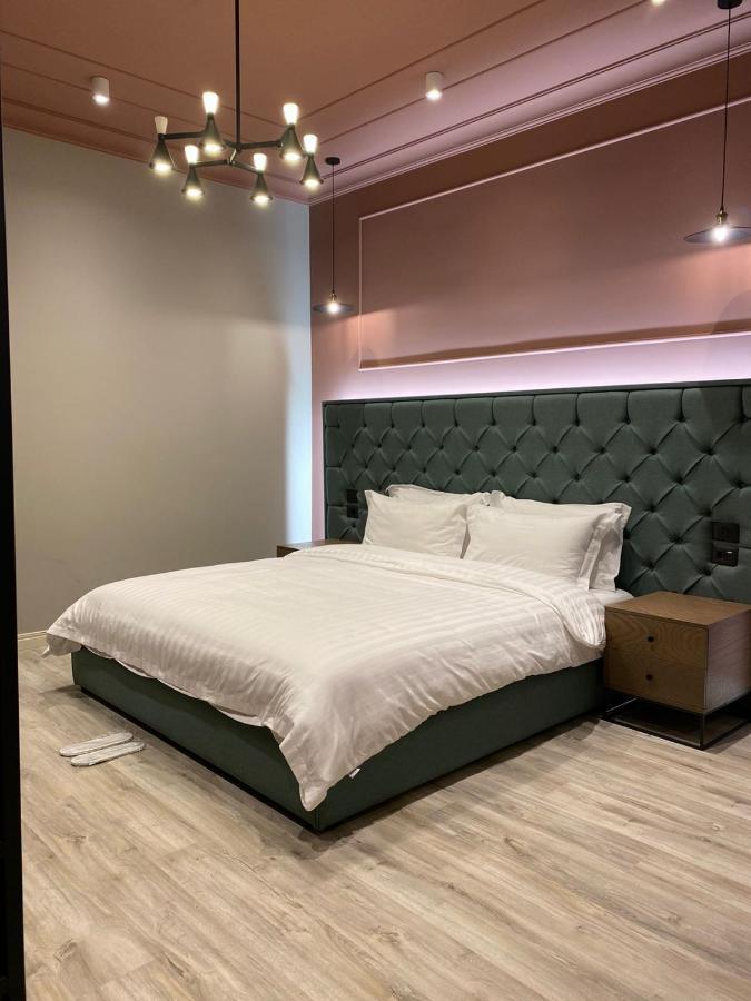 Ardenica Boutique Hotel Lushnjë Extérieur photo